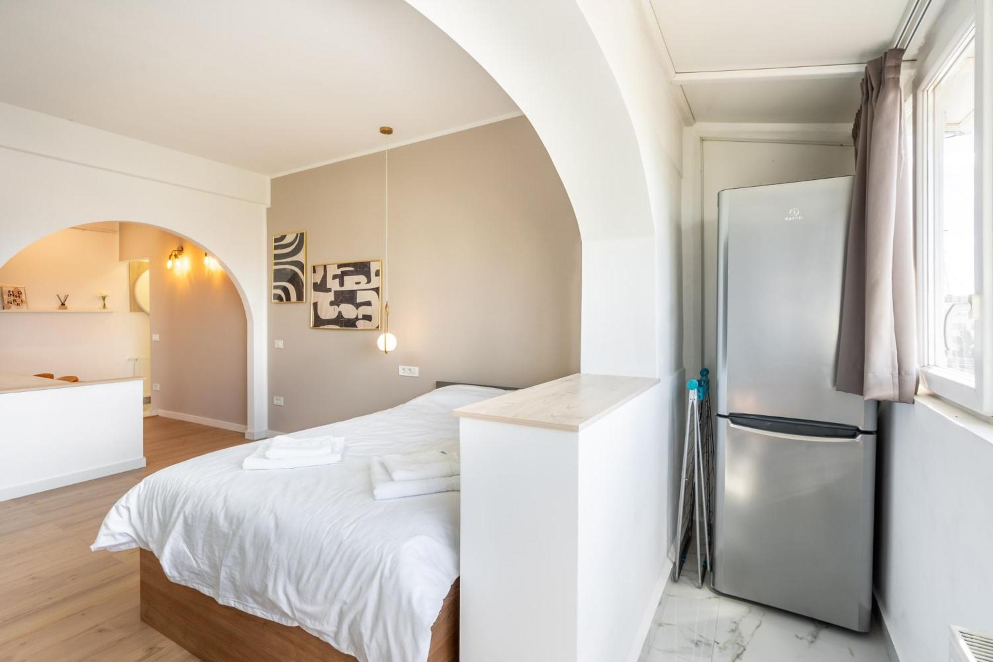Sunset - Luxury Studio On Calea Victoriei ブカレスト エクステリア 写真